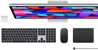 AirPods, Studio Display, Magic Keyboard, Magic Mouse, Magic Trackpad és MagSafe töltőkábel.