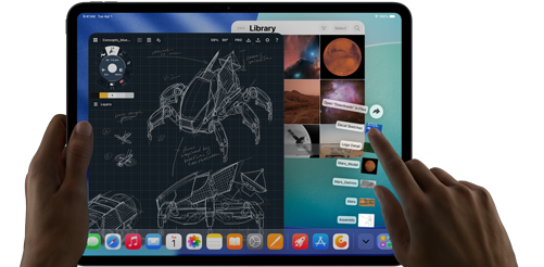 Asztrofekete iPad Pro, a felhasználó bal kézzel tartja a készüléket, jobb kézzel pedig mutató mozdulattal kezeli a megnyitott alkalmazásablakokat, melyek között megjelenik egy rajzolóapp vázlatos gépészeti tervekkel, fotókönyvtár bolygókkal és az űrről készült képekkel, valamint a Letöltések mappa fájljai legyezőszerűen kitárva