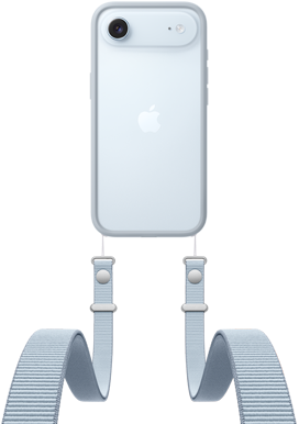 Égkék iPhone Air hátulnézetből, a felső részén a Fusion kamerarendszerrel, középen az Apple logójával, rajta világosszürke védőkeret Crossbody pánttal