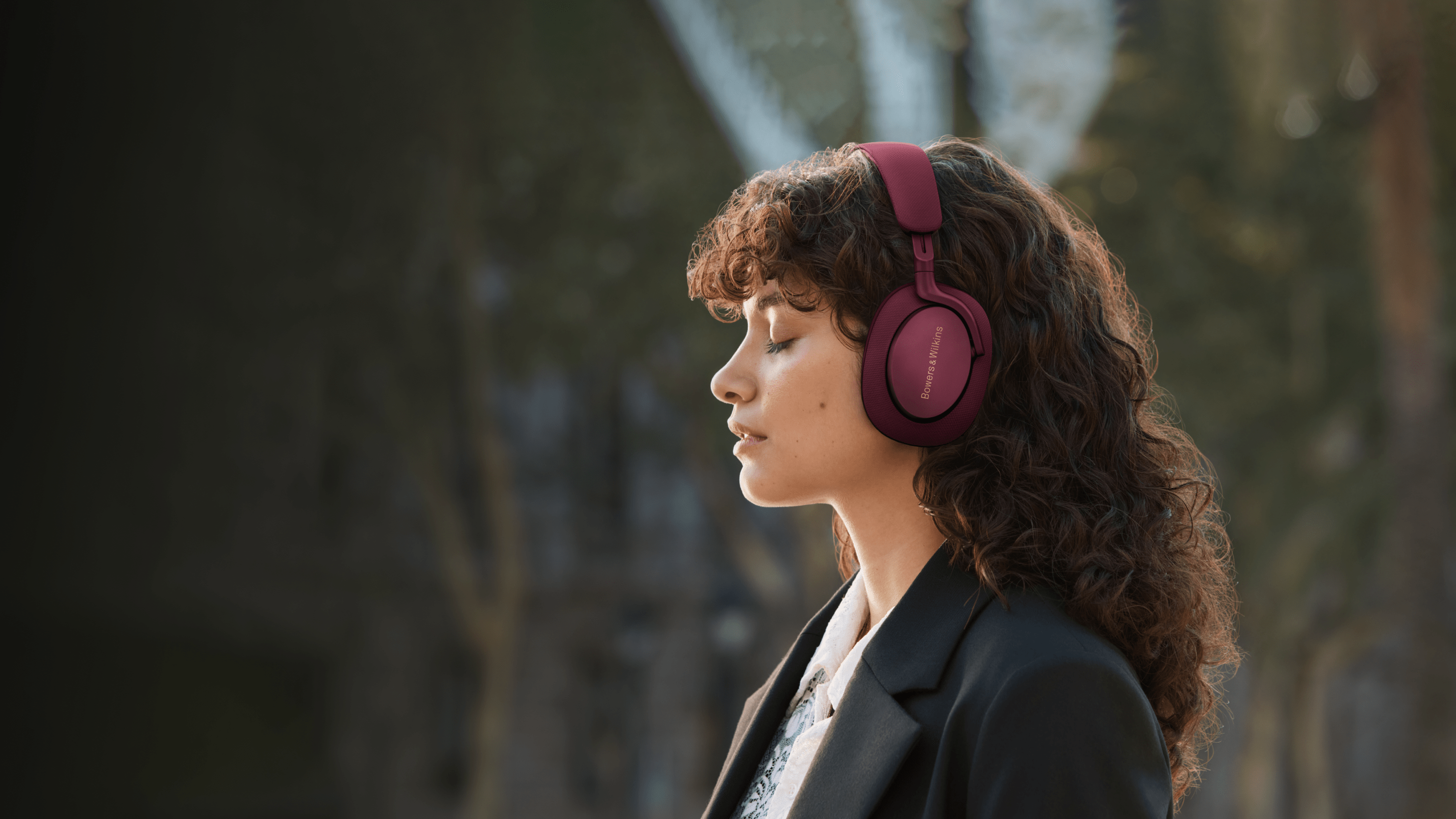 Bowers and Wilkins lifestyle 4