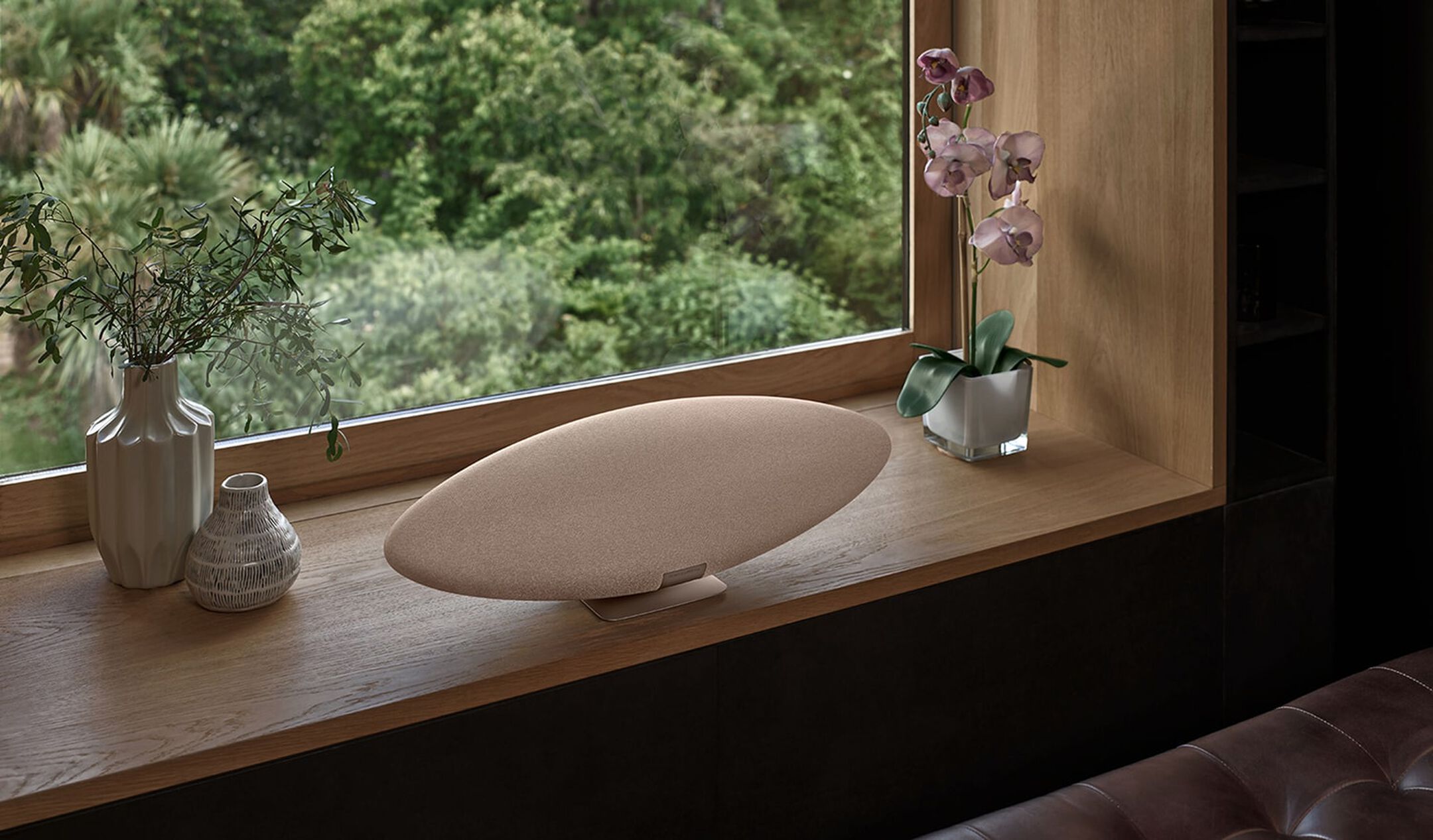 Bowers and Wilkins lifestyle 1