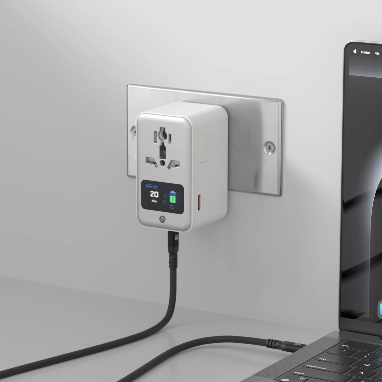 ADAM elements T100D 100W univerzális hálózati utazó adapter kijelzővel - ezüst