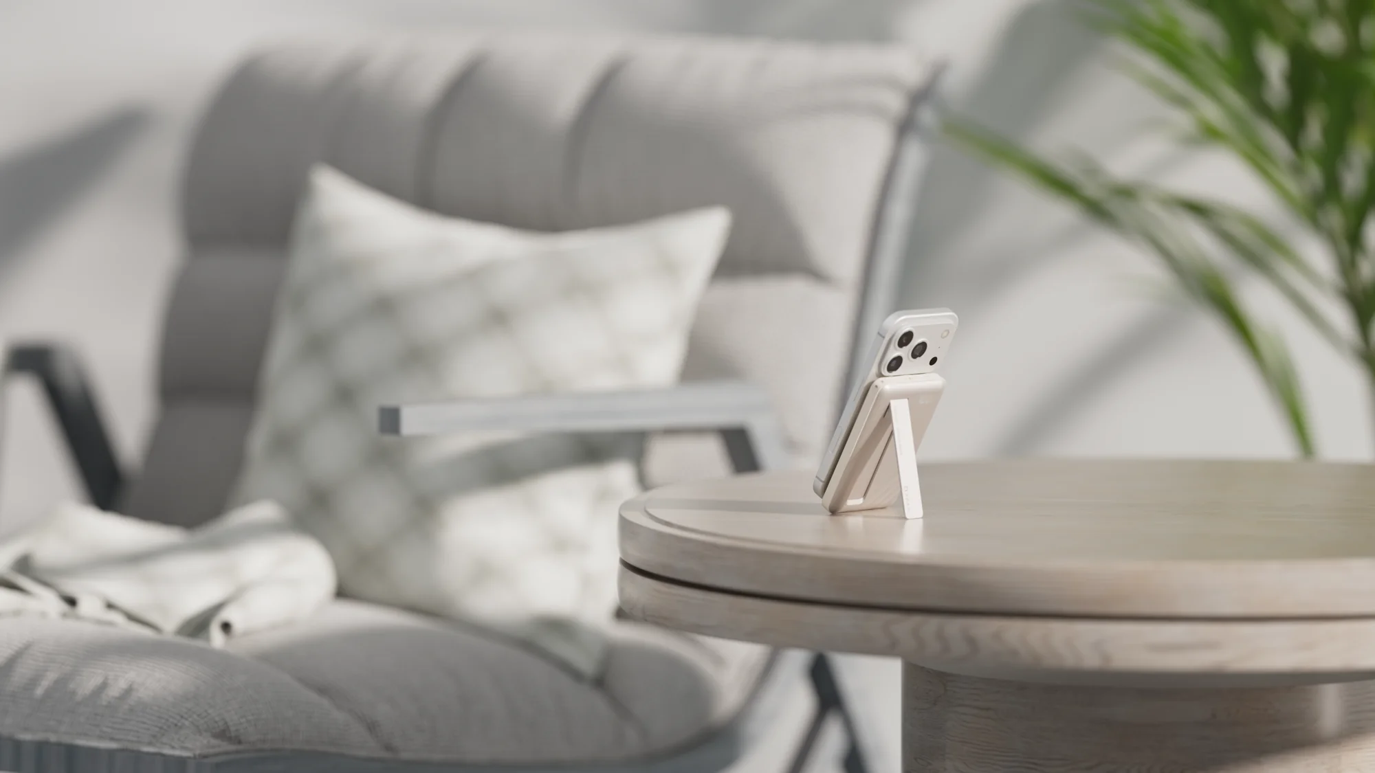 ADAM elements VIONTA D5 5000 mAh Qi2 solid-state powerbank állvánnyal – Letisztult forma