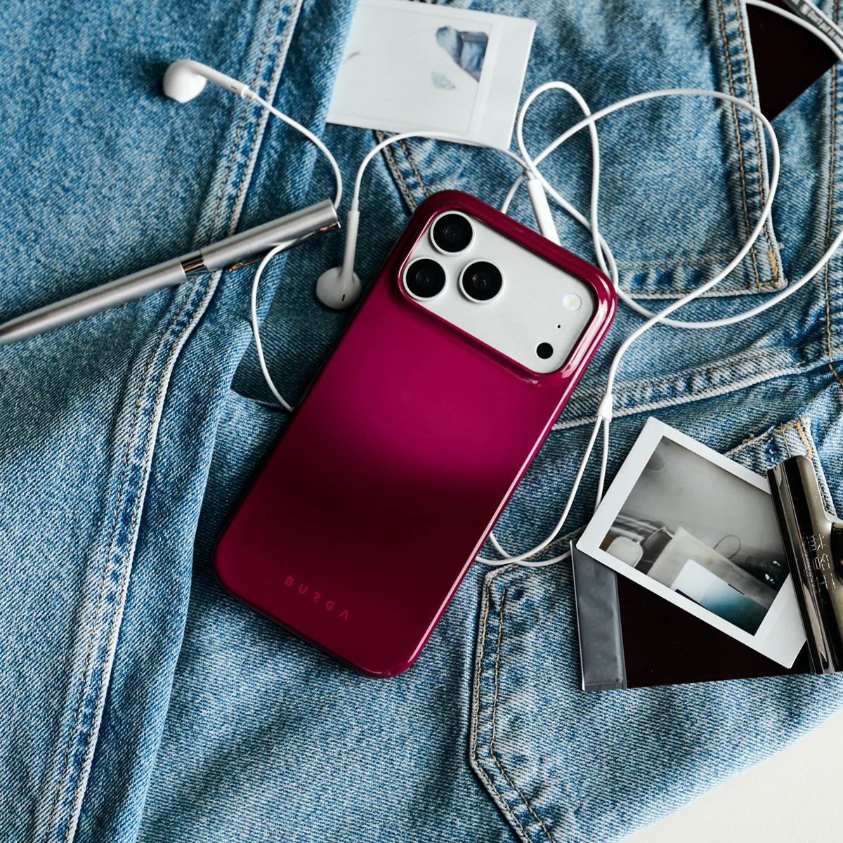 BURGA Tough MagSafe iPhone 17 Pro tok - Dark Cherry