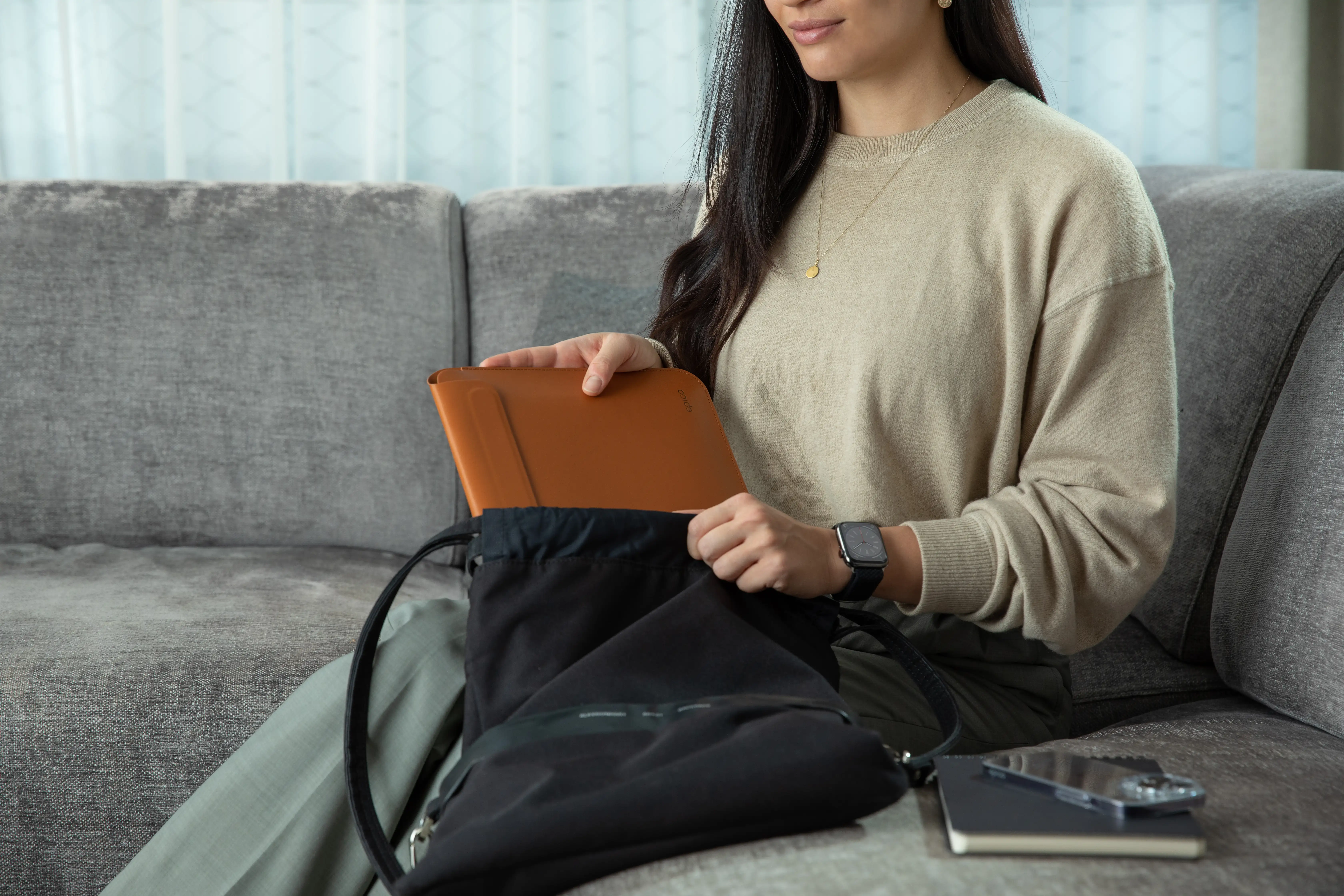 epico MacBook Air 13,3" bőrtok - barna