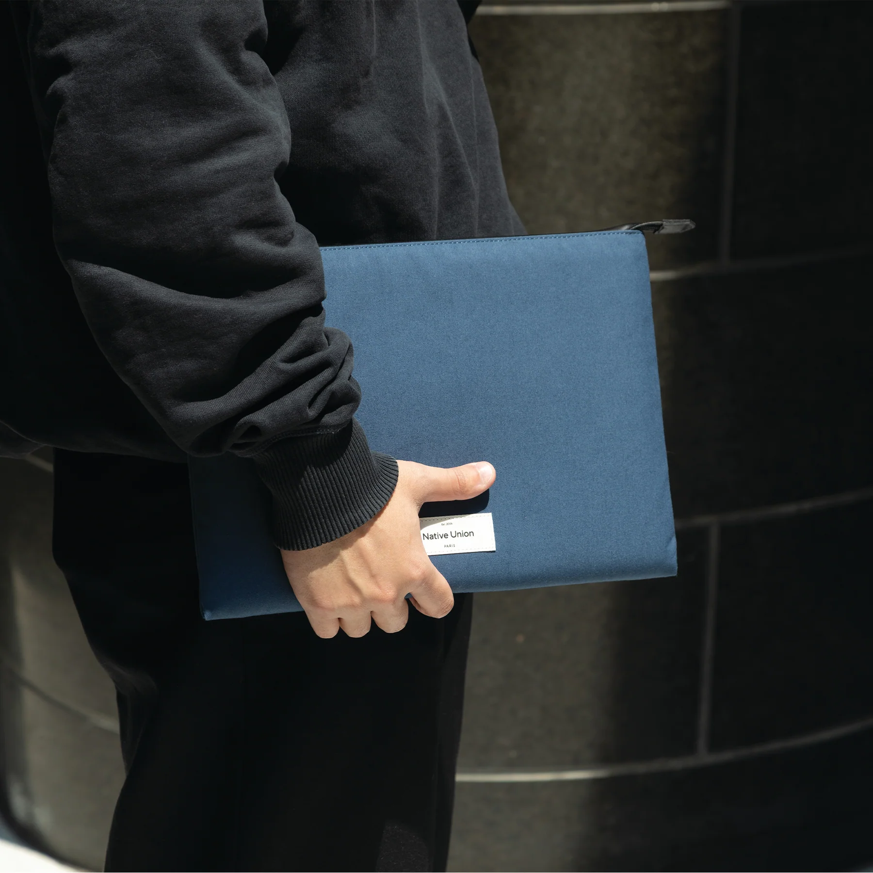 Native Union MacBook 13" táska - tengerészkék