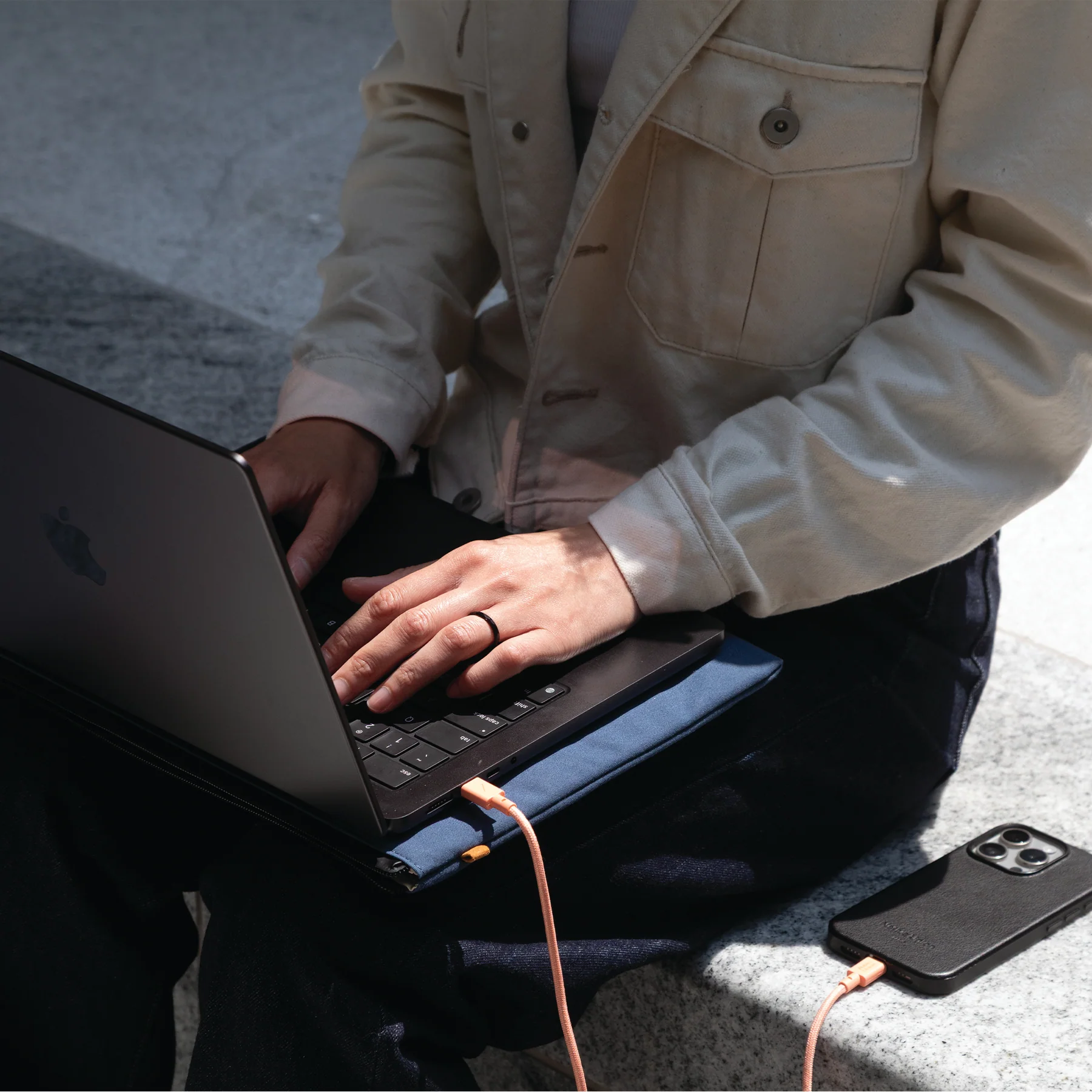 Native Union MacBook 13" táska - tengerészkék