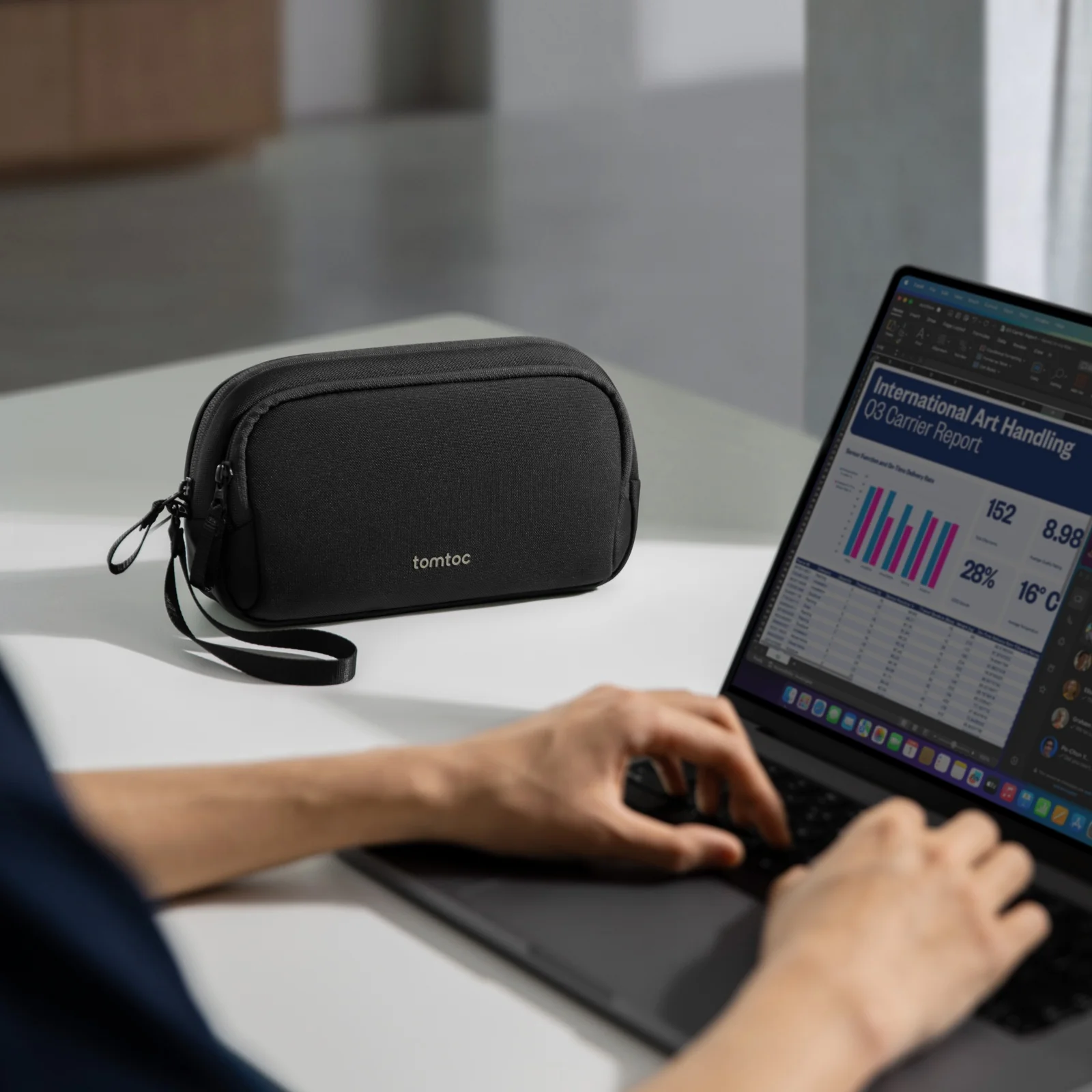 tomtoc T12 kábelrendszerező kiegészítő táska 1,8 l - fekete