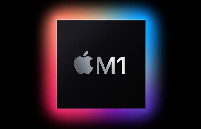 Az Apple M1 chip közelképe