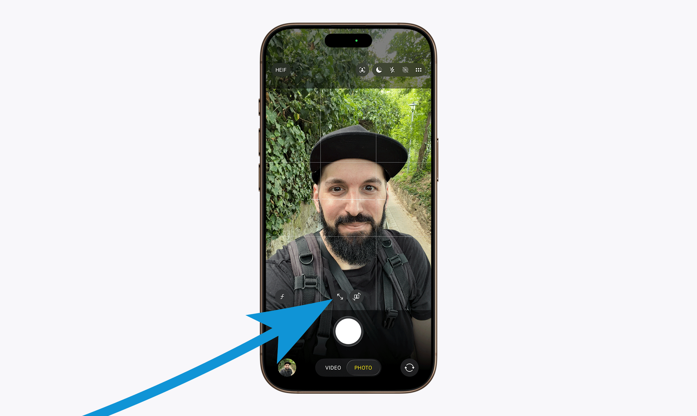 Széles váltószögre való váltás az iPhone kamera applikációjában 